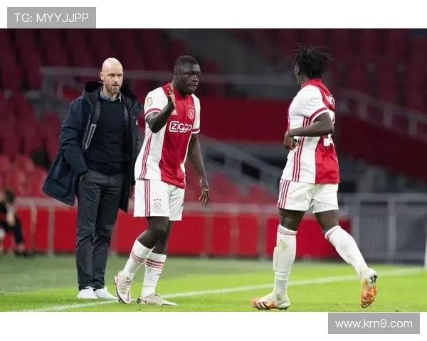 克劳德闪电破门穆帅喜拥庆首球